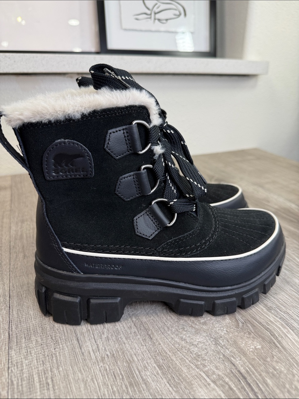 Sorel Black Faux-Fur Collar Waterproof Lace-Up Snow Boots